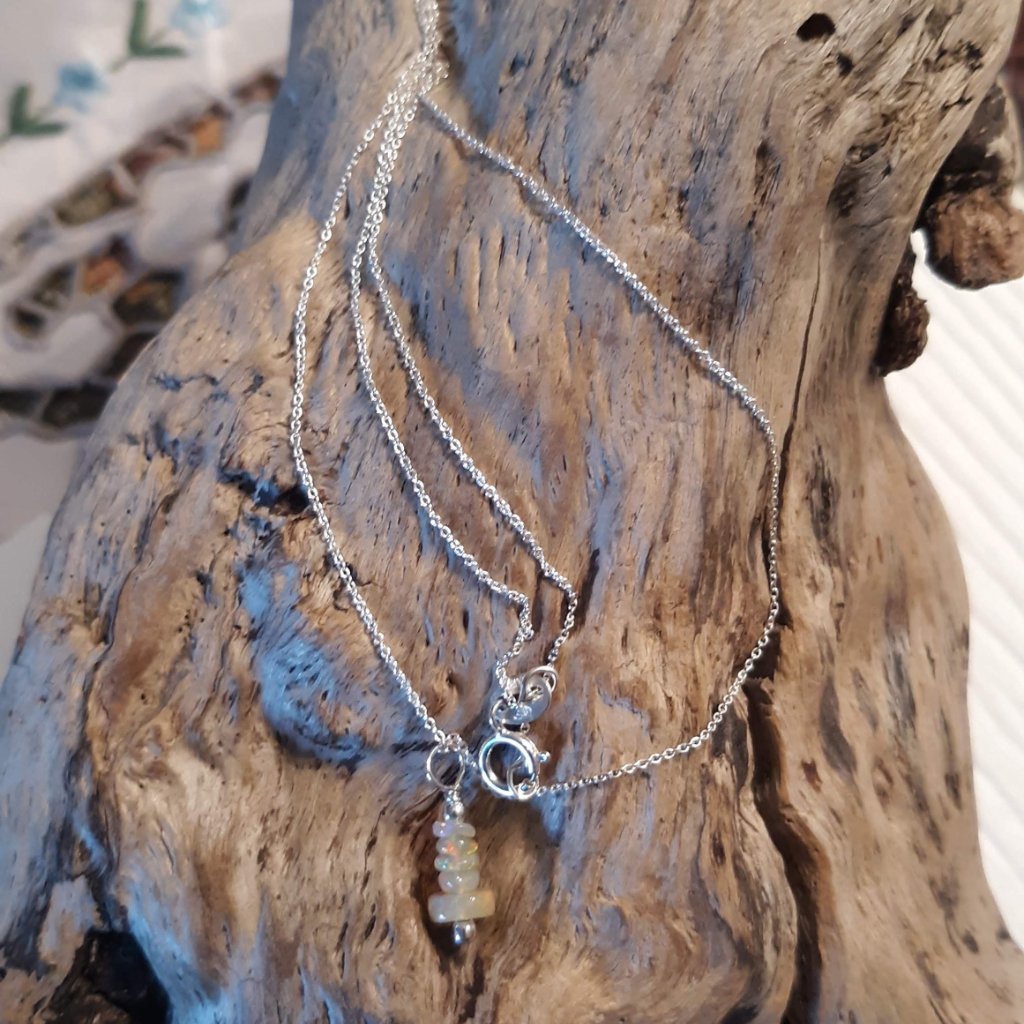 Ethiopian Welo Opal Sterling Silver Necklace 16 21$
